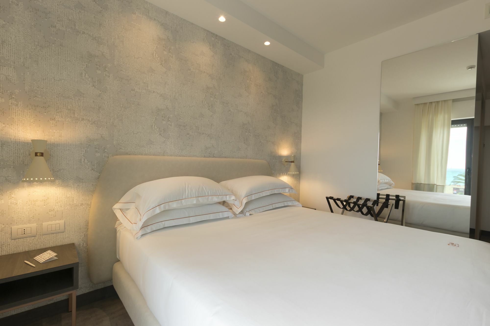 Ghibli Hotel Civitanova Marche Bagian luar foto